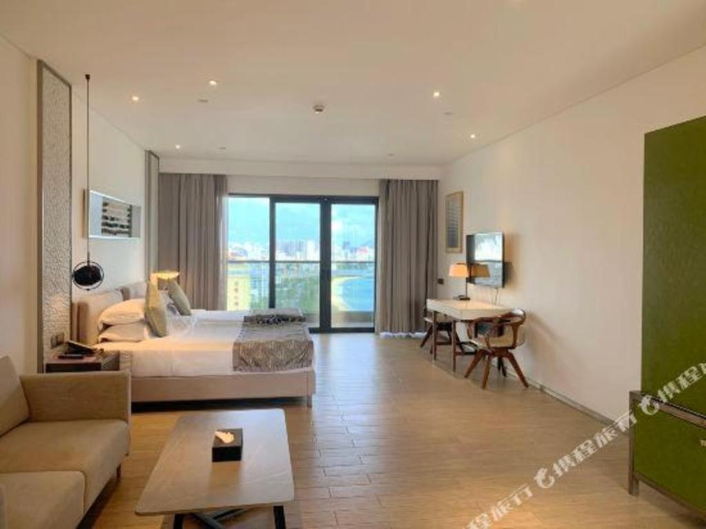 Rock Platinum Sea View Hotel 싼야 외부 사진