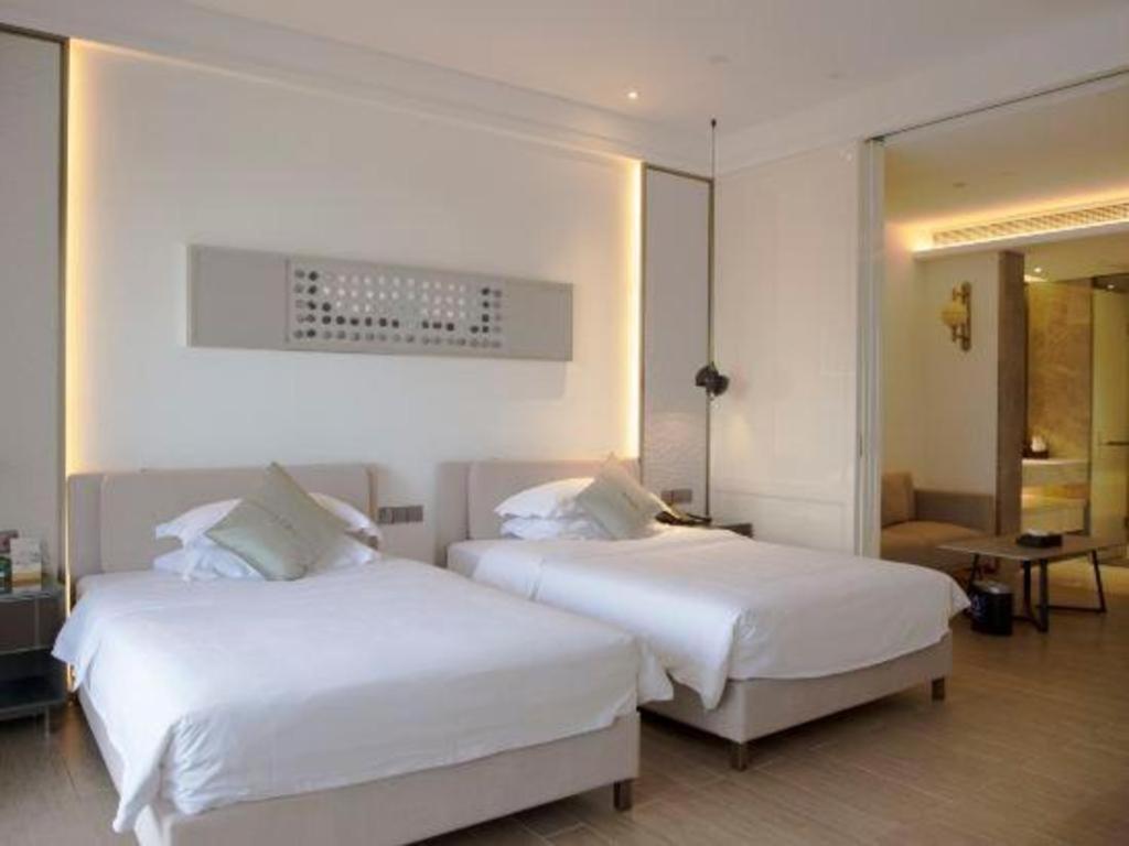 Rock Platinum Sea View Hotel 싼야 외부 사진